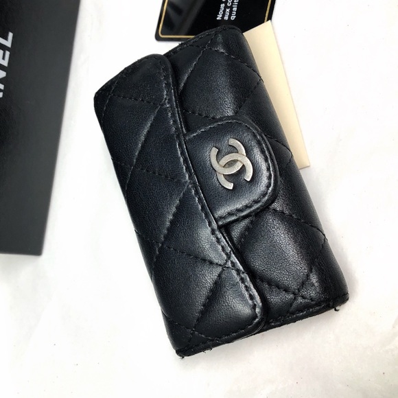 🔮SOLD🔮CHANEL classic flap quilted Matelasse CC 6 Key Holder Case lambskin - Picture 3 of 14